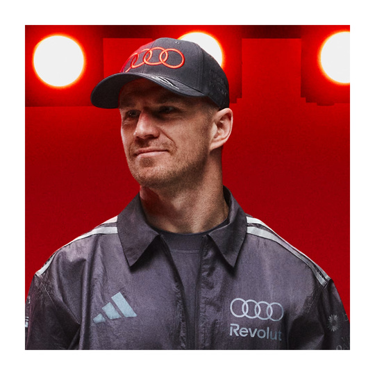 Czapka z daszkiem Nico Hulkenberg Audi Revolut F1 2026